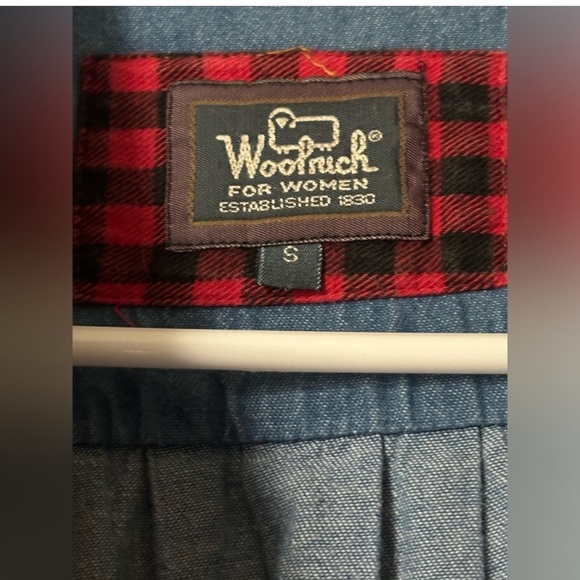 Woolrich checkered plaid gingham, denim patch shirt size small - Picture 2 of 4